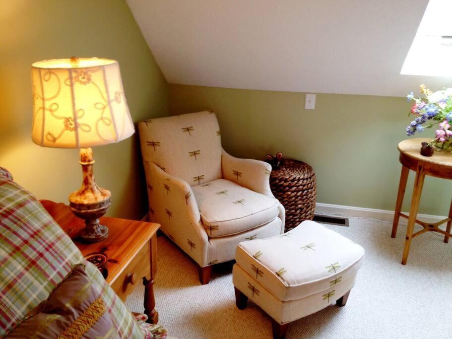 West Falmouth Escape Bagian luar foto