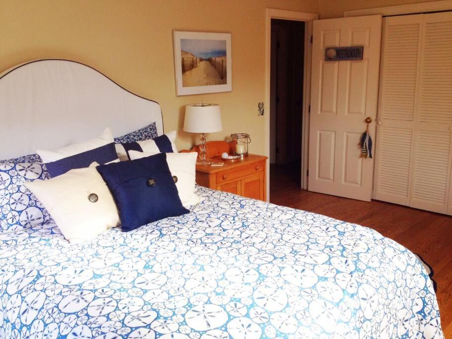 West Falmouth Escape Bagian luar foto